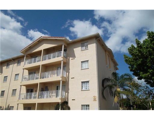 6940 Nw 179 St. #303-7. Hialeah